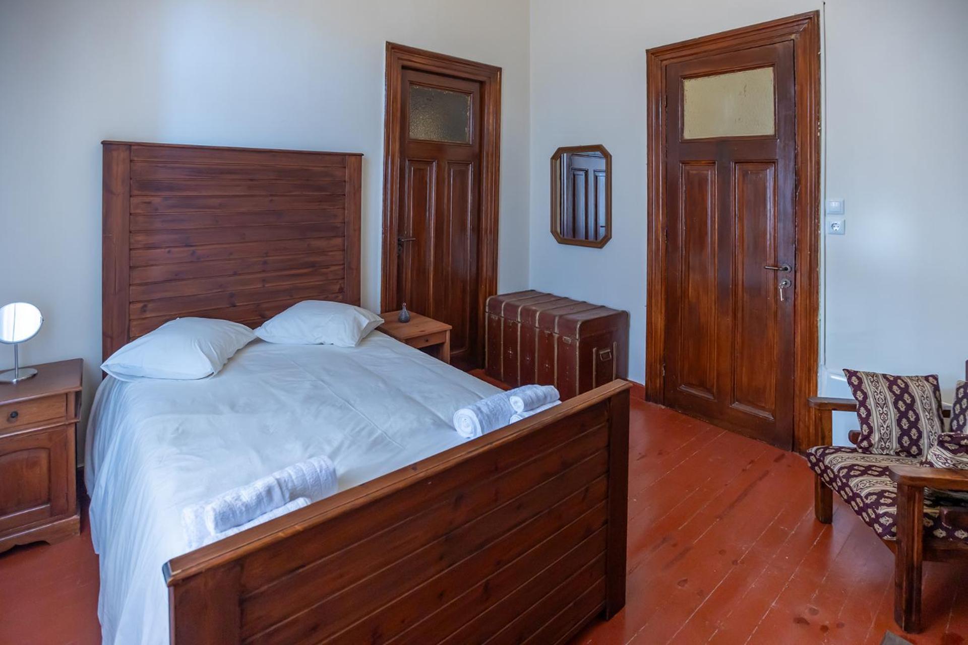 Era Of Elegance: 1928 Classic Dwelling Trípoli Kültér fotó