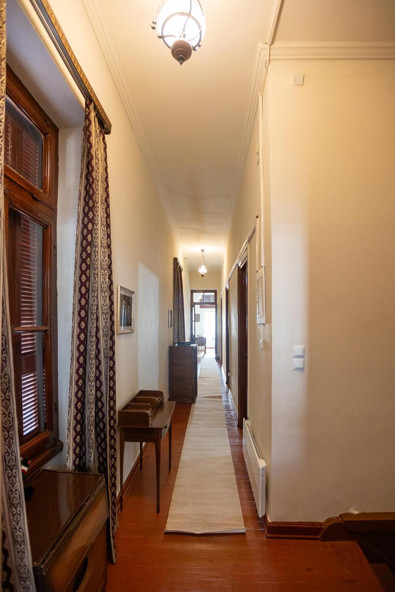 Era Of Elegance: 1928 Classic Dwelling Trípoli Kültér fotó